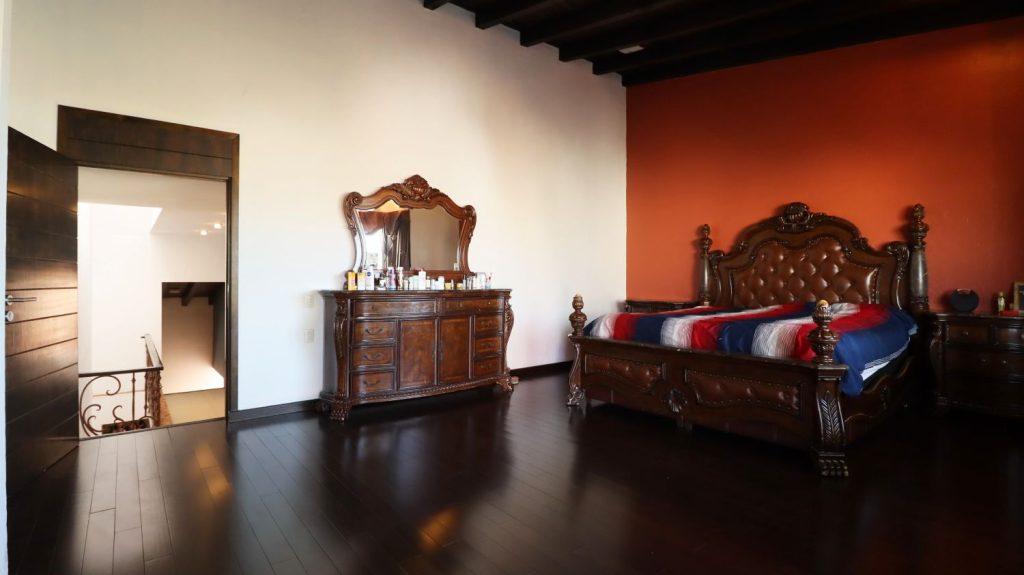 Casa en venta en Morelia, Club de Golf Altozano 15