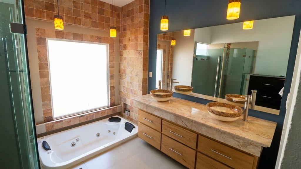 Casa en venta en Morelia, Club de Golf Altozano 16