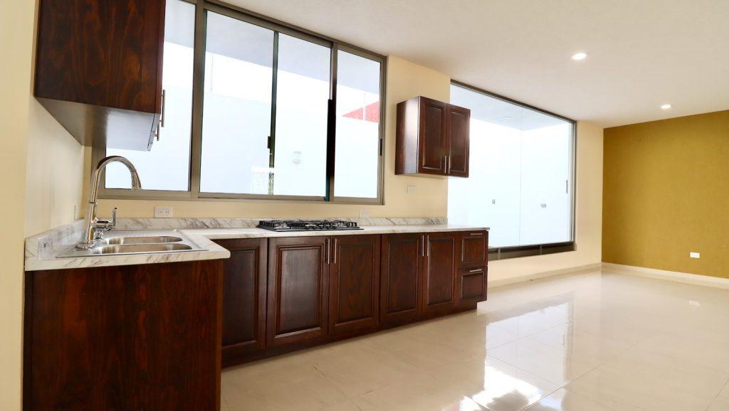 Casa en venta en Morelia, Fracc. Villas del Lago 12