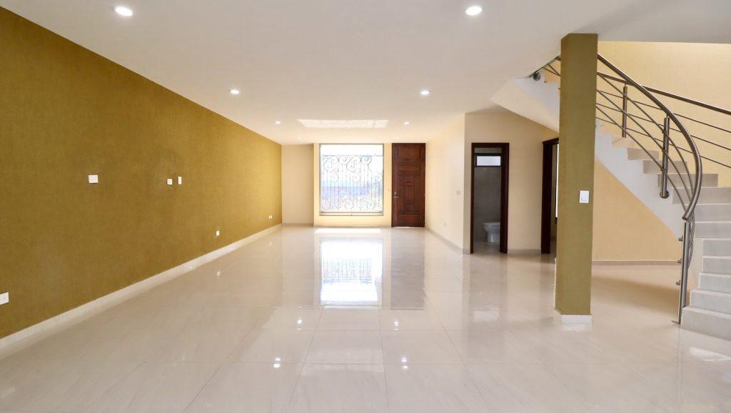 Casa en venta en Morelia, Fracc. Villas del Lago 15