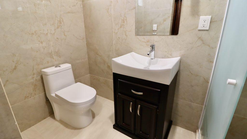 Casa en venta en Morelia, Fracc. Villas del Lago 24