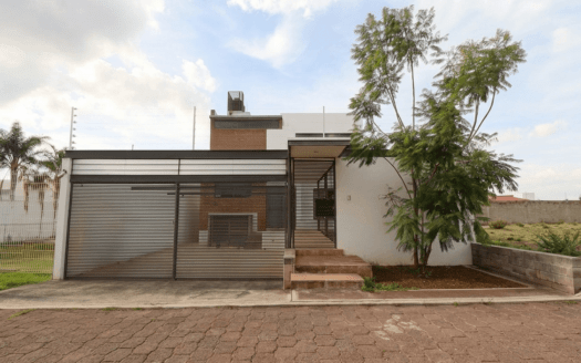 CASA EN VENTA EN MORELIA