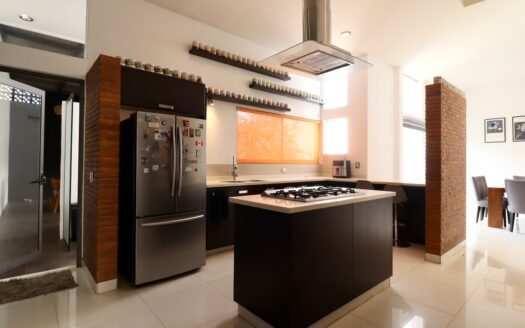 CASA EN VENTA EN MORELIA, LOMAS DE SANTA MARÍA