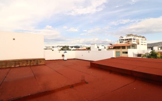 CASA EN VENTA EN MORELIA, LOMAS DE SANTA MARÍA