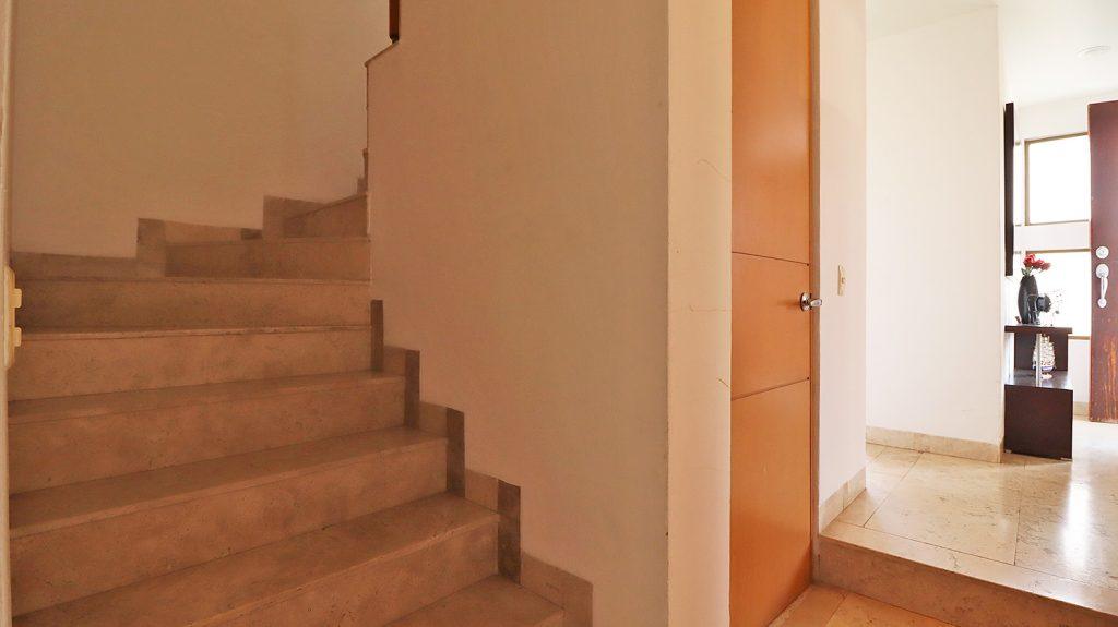 Casa en venta en Morelia, Privanza Monarca, Altozano 13