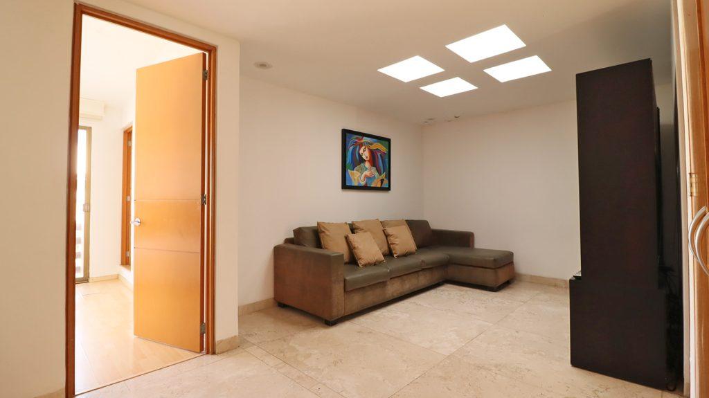 Casa en venta en Morelia, Privanza Monarca, Altozano 14