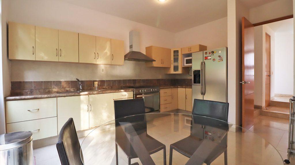 Casa en venta en Morelia, Privanza Monarca, Altozano 8