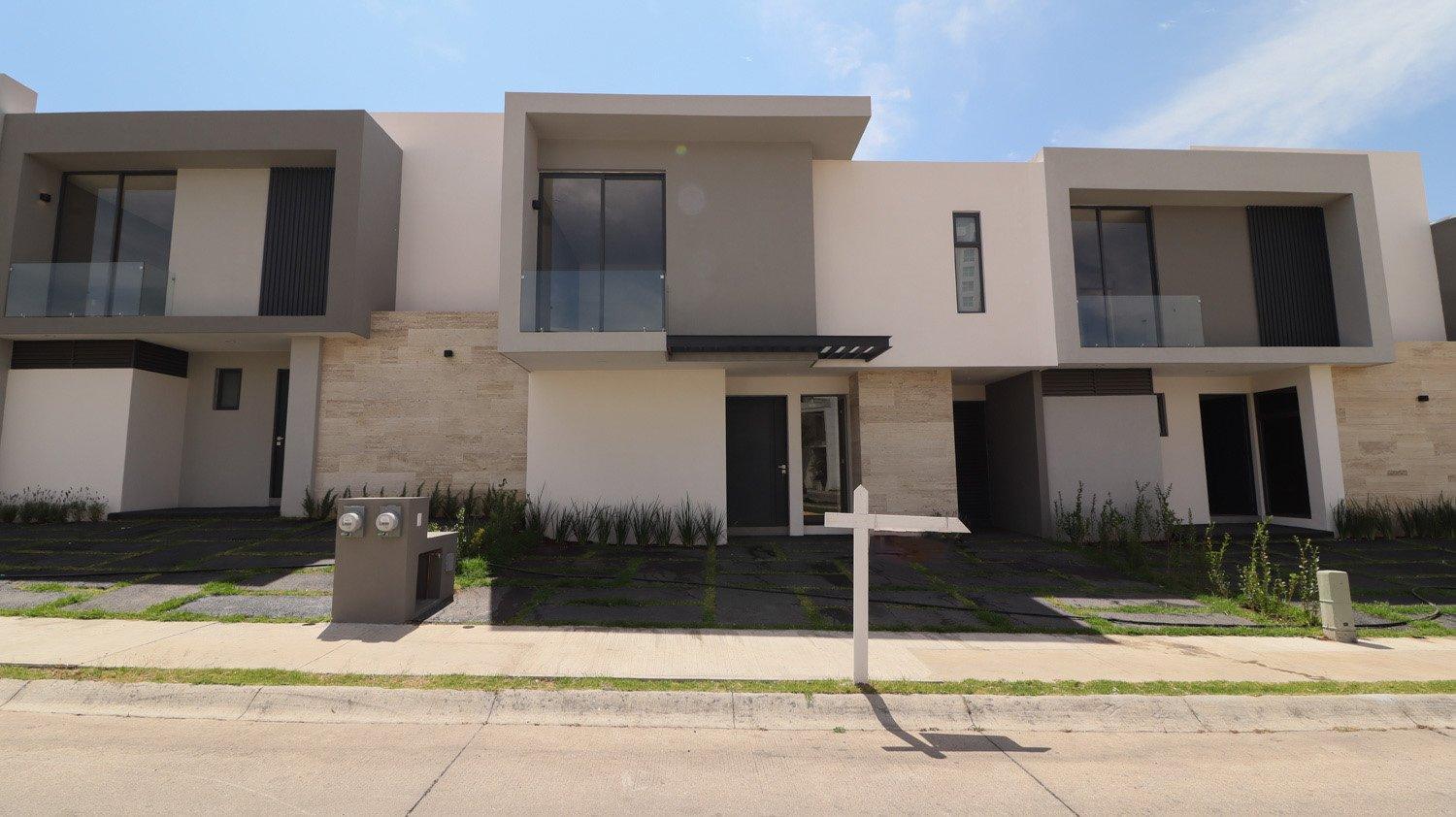 Casa-en-venta-en-Morelia-Rincon-de-la-Montana-1-1