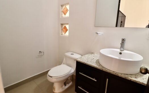 CASA EN VENTA EN MORELIA, FRAY ANTONIO DE SAN MIGUEL.