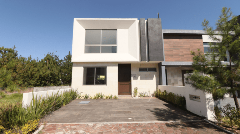 CASA EN VENTA EN ALTOZANO MORELIA