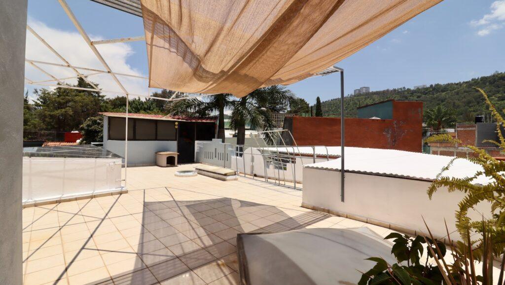 Casa en venta en Morelia, Camelinas 40