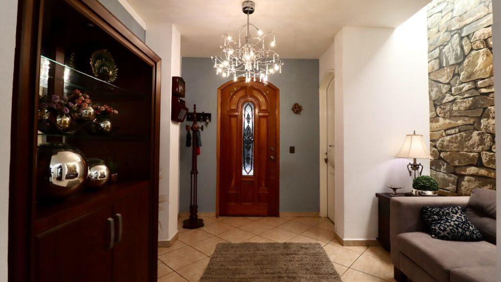 Casa en venta en Morelia, Camelinas 43