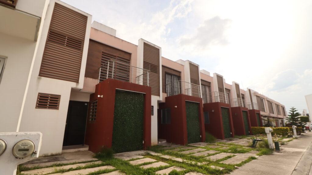 Casa en venta en Morelia, Los Vergeles 25