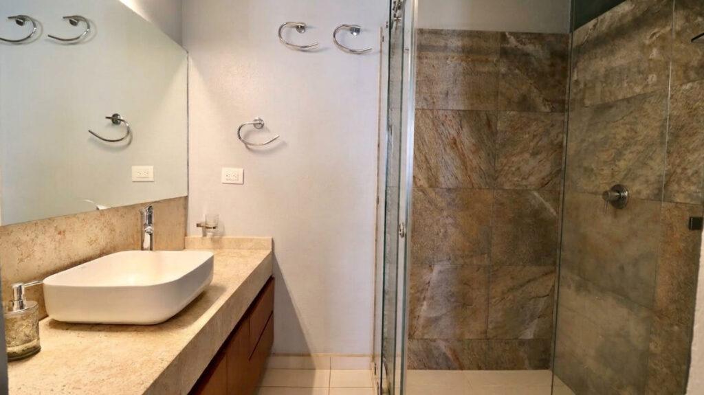 Casa en venta en Morelia, Fraccionamiento Mirasoles 13