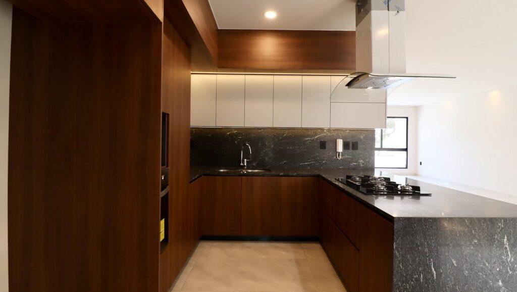 Casa en venta en Morelia, Paseo de los Mirlos 12