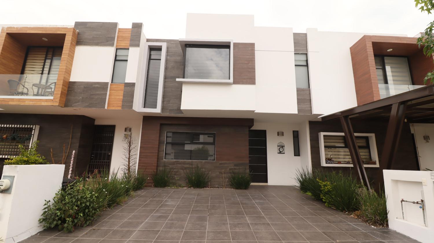 CASA EN VENTA EN MORELIA