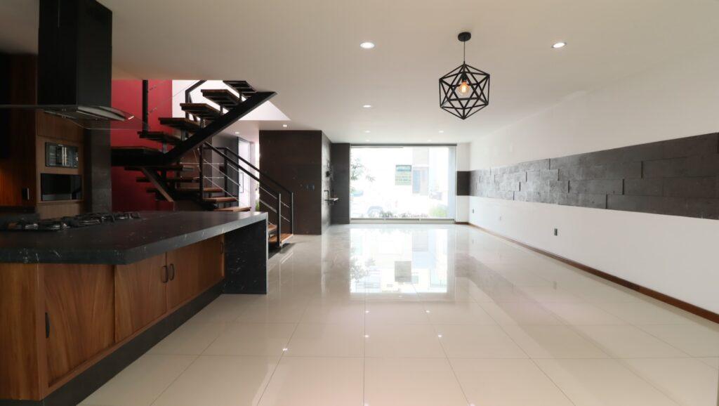 Casa en venta en Morelia, Vistas Altozano 16