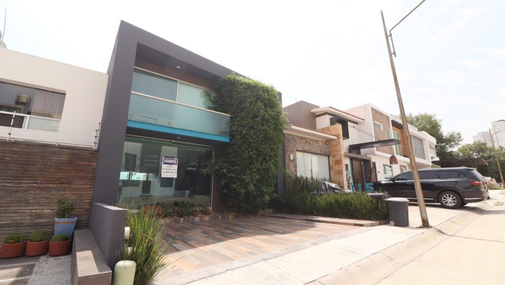 Casa en venta en Morelia, Vistas Altozano 33