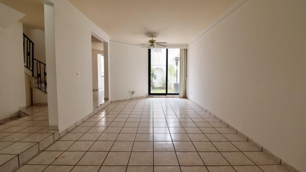 Casa en venta en Morelia, Fray Antonio de San Miguel 2
