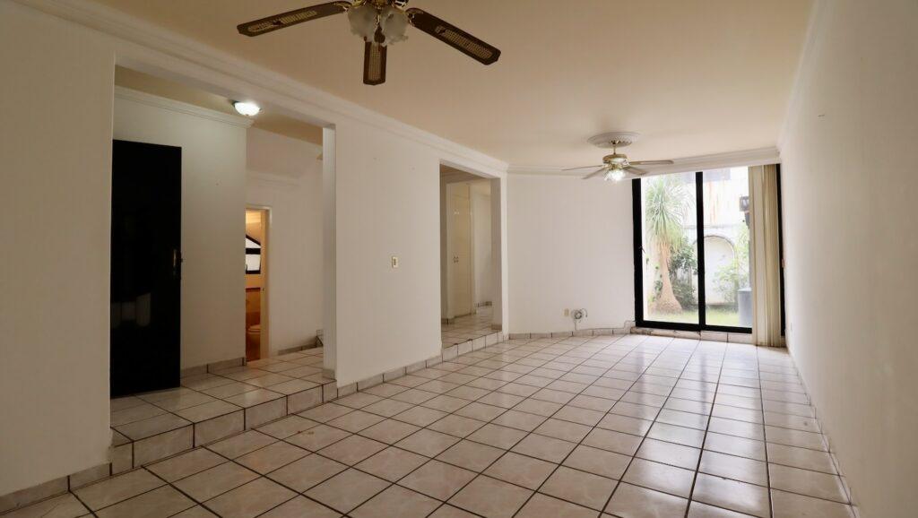 Casa en venta en Morelia, Fray Antonio de San Miguel 3